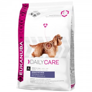 Afbeelding Eukanuba Daily Care Sensitive Skin hondenvoer 12 kg door Brekz.nl